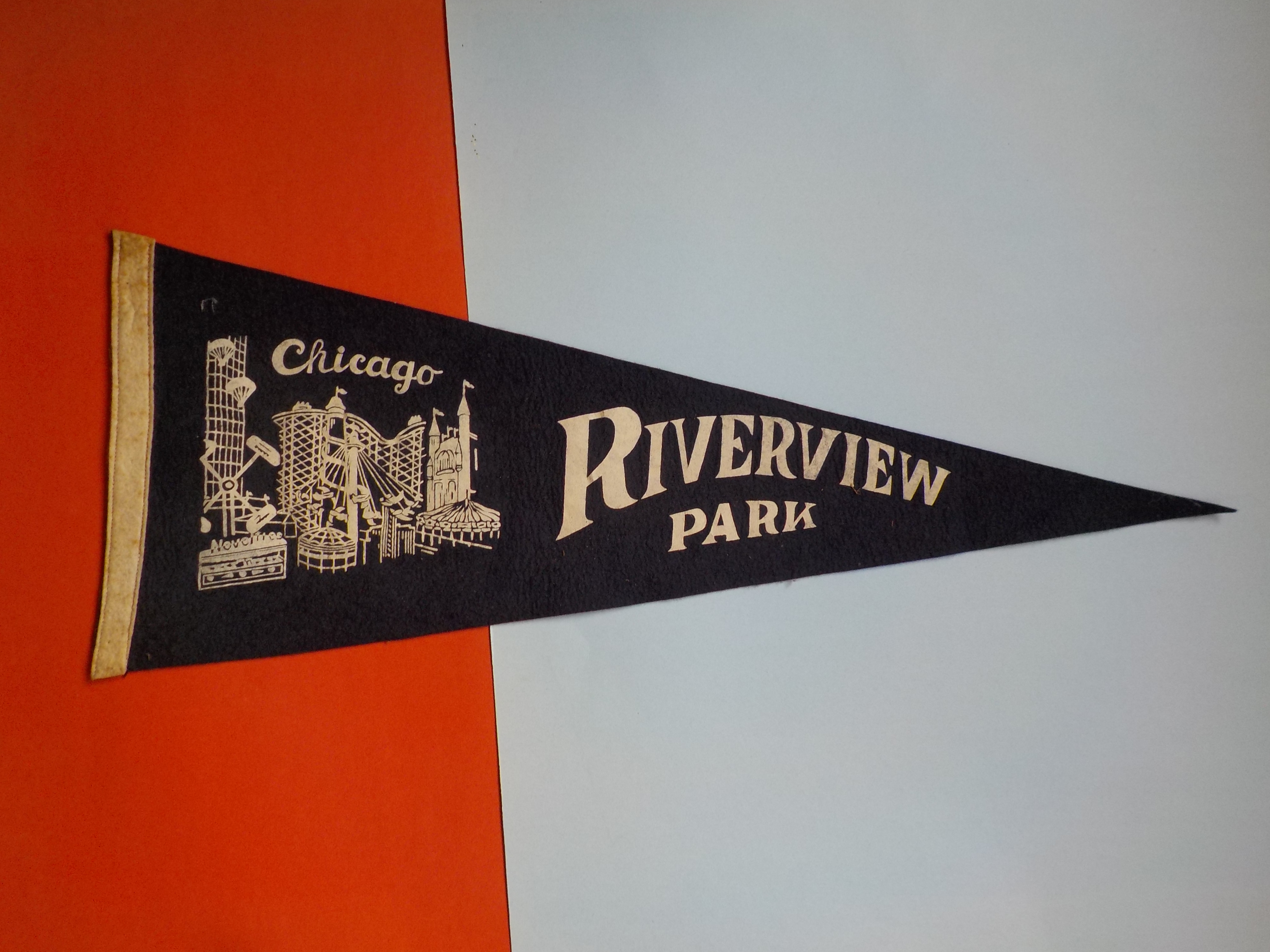 Riverview pennant